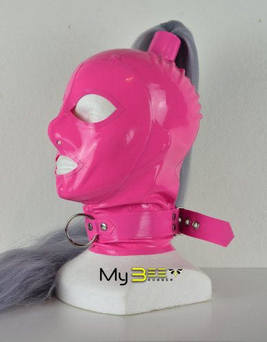 Fahroni hood with collar