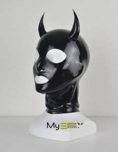 Piccolo diavolo hood